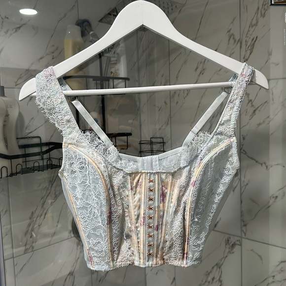 Victoria's Secret Other - Light blue lightly used Victoria’s Secret bustiers, medium dd